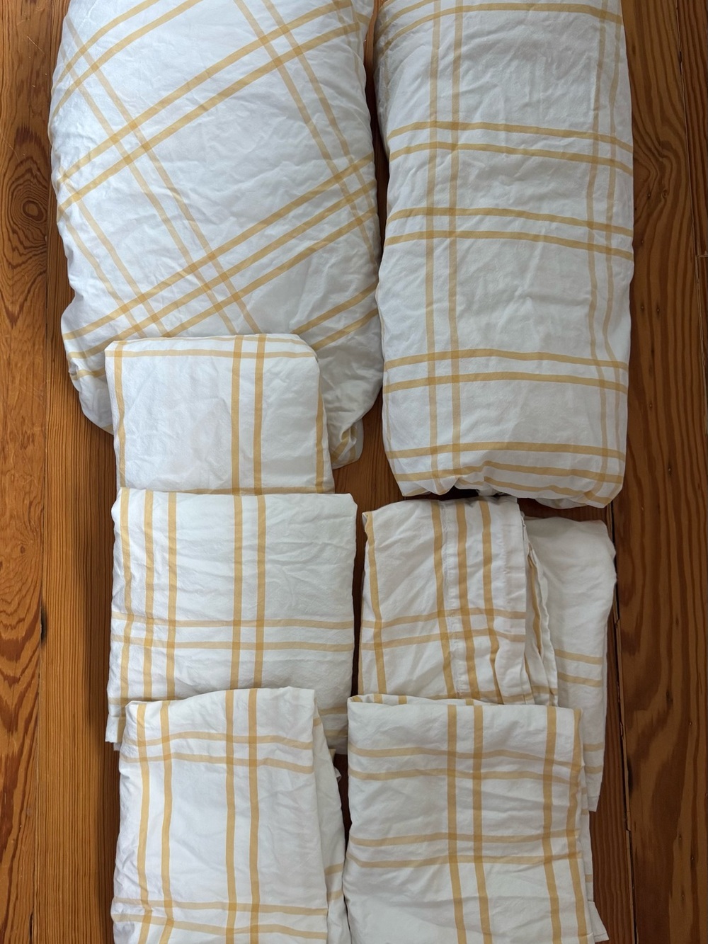 Crate and Kids Yellow Plaid Bedding Set